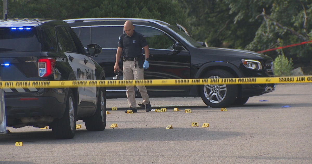 2 people injured, 1 life-threatening, in multi-person shooting in Milton 
