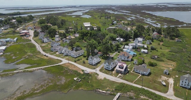 Maryland island struggles to survive impact of rising sea level, erosion | 60 Minutes