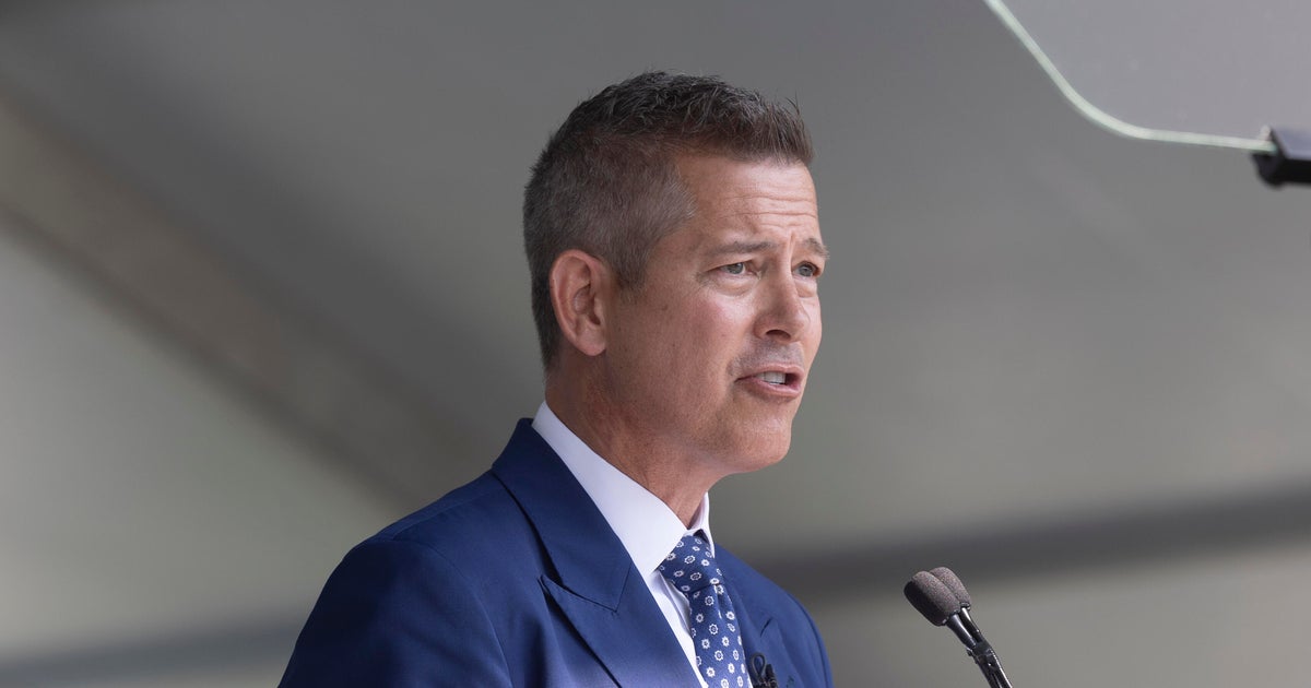 Transportation Secretary Sean Duffy again blasts MTA over subway crime 