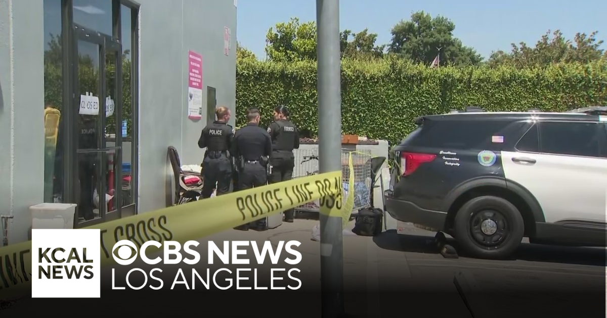 Body found outside Pasadena Goodwill location - CBS Los Angeles