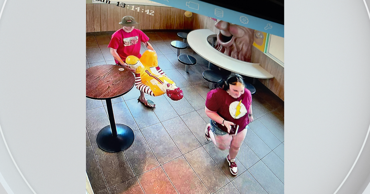 Thieves allegedly steal Ronald McDonald from northeastern Pennsylvania restaurant 