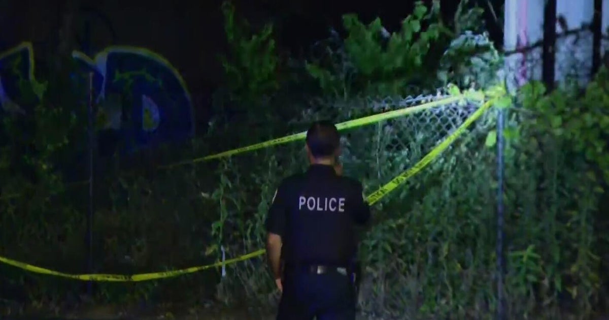 Man stabbed, killed on Chicago's Northwest Side 