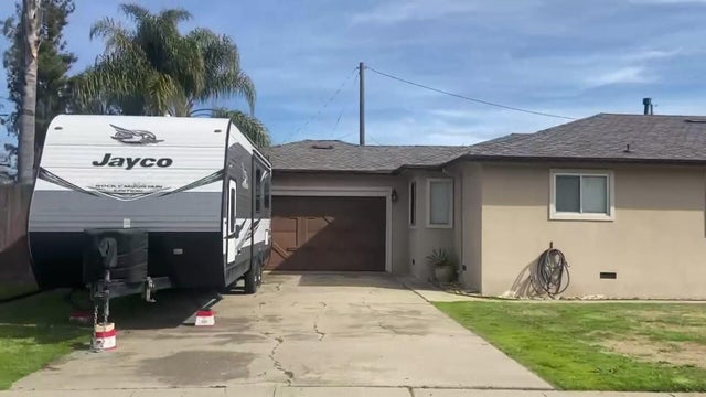 for-web-galt-rv-in-driveway.jpg 