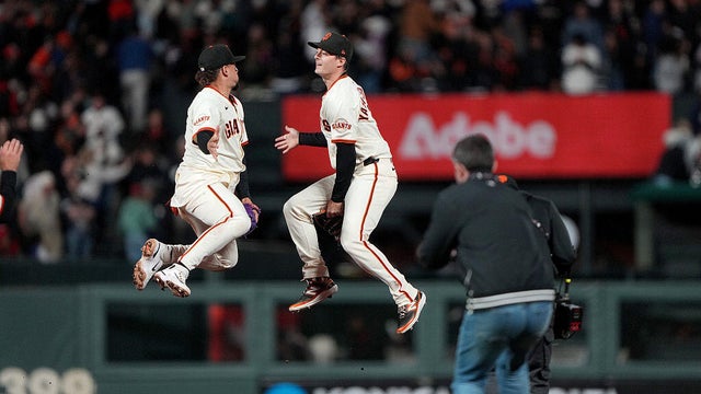giants-phillies-2224058783.jpg 