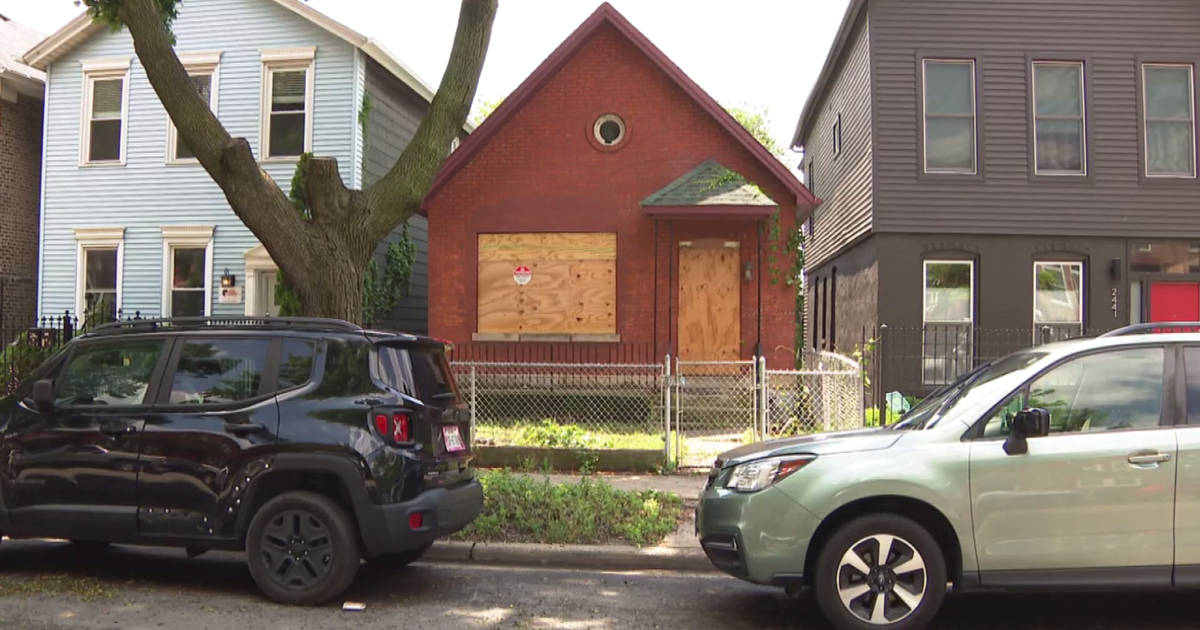 Chicago property owner says house he owned was listed for sale without his consent 