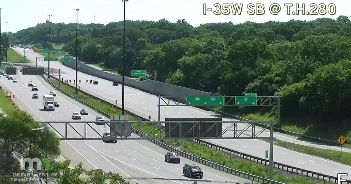 Stretches of I-35W, Highway 280 closed due to police activity 