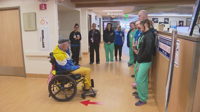 tourist-returns-to-thank-denver-medical-team.jpg 
