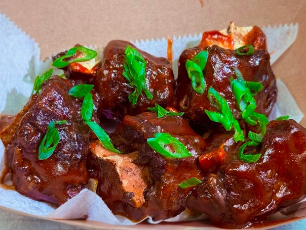 new-vendor-midtown-global-markets-irie-jamaican.jpg 