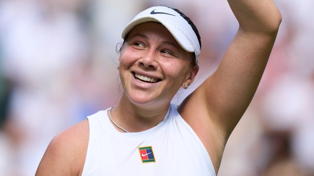 amanda-anisimova-1.jpg 