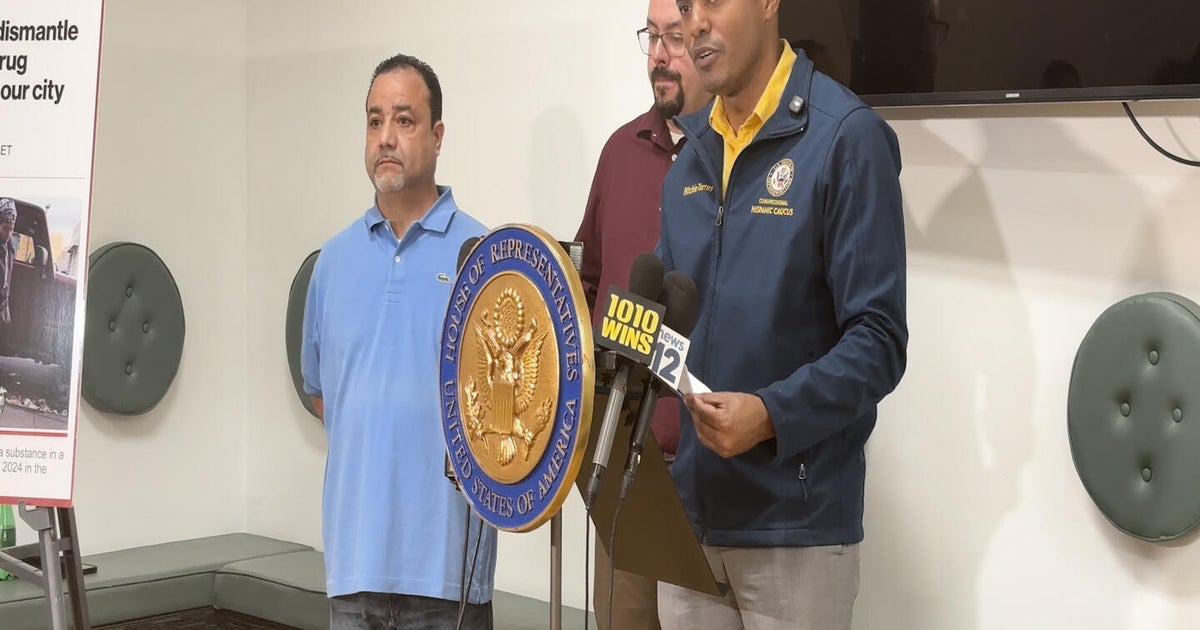 Rep. Ritchie Torres continues to call for clean-up in South Bronx's Hub 
