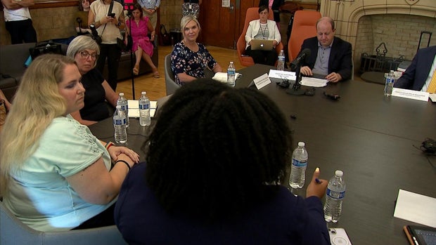 meeting.jpg 