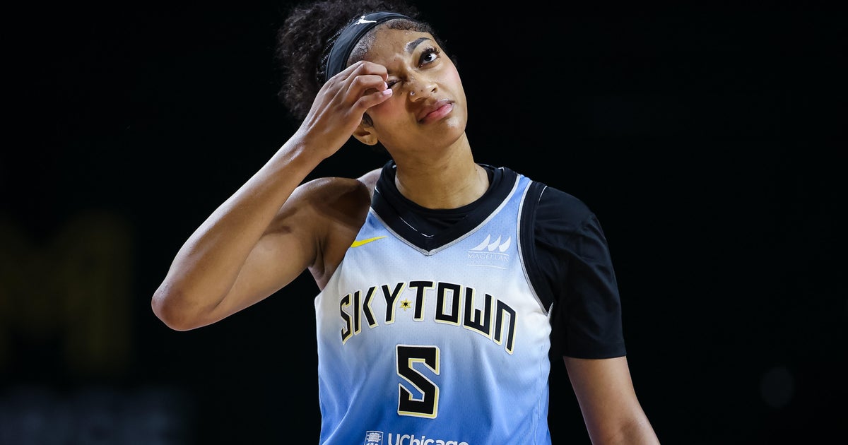 Allen scores 27, Reese has 13th double-double this season as Sky beat Wings 