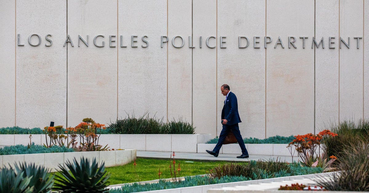 Los Angeles mayor touts 20% decrease in homicides; city on pace for lowest numbers in 60 years 