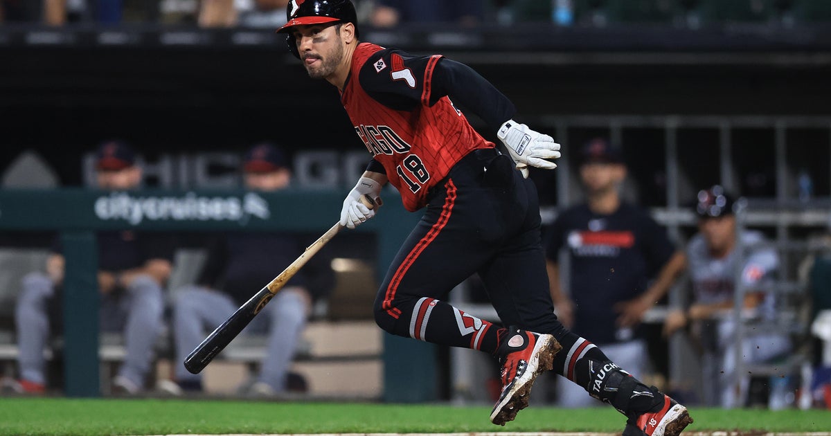 Tauchman gets winning hit in 11th as White Sox beat Guardians 5-4 for DH split 