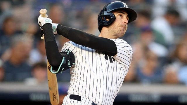 Cody Bellinger #35 of the New York Yankees connects for his third inning two run home run against the Chicago Cubs at Yankee Stadium on July 11, 2025 in New York City. 