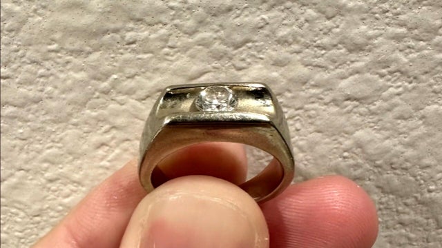 ring2.jpg 