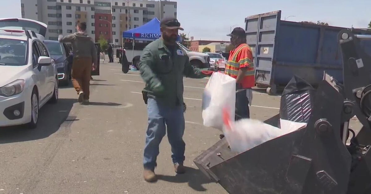 As Bay Area trash piles up amid Teamsters strike, Republic Services brings in out-of-state drivers 