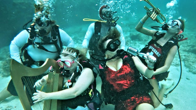 flkeysunderwatermusic02.jpg 