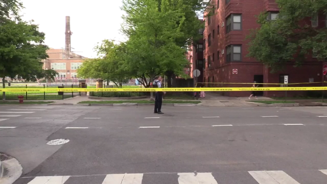 granville-avenue-robbery-shooting.png 