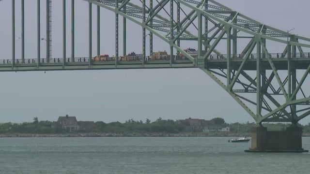 fire-island-bridge-debris-cg-hi-res-still-14-59-4521.jpg 