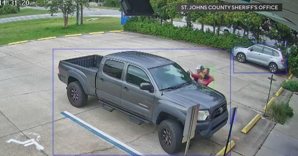 Video shows woman screaming, fighting back during attempted kidnapping in Florida