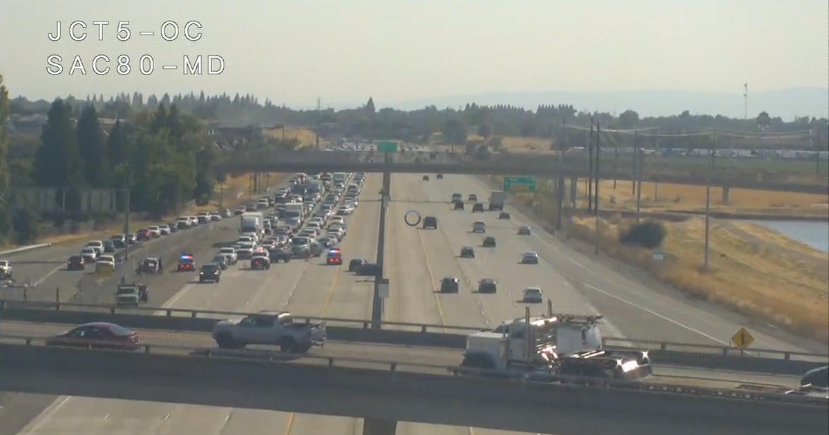 Multi-vehicle crash blocks eastbound I-80 in Sacramento's South Natomas 