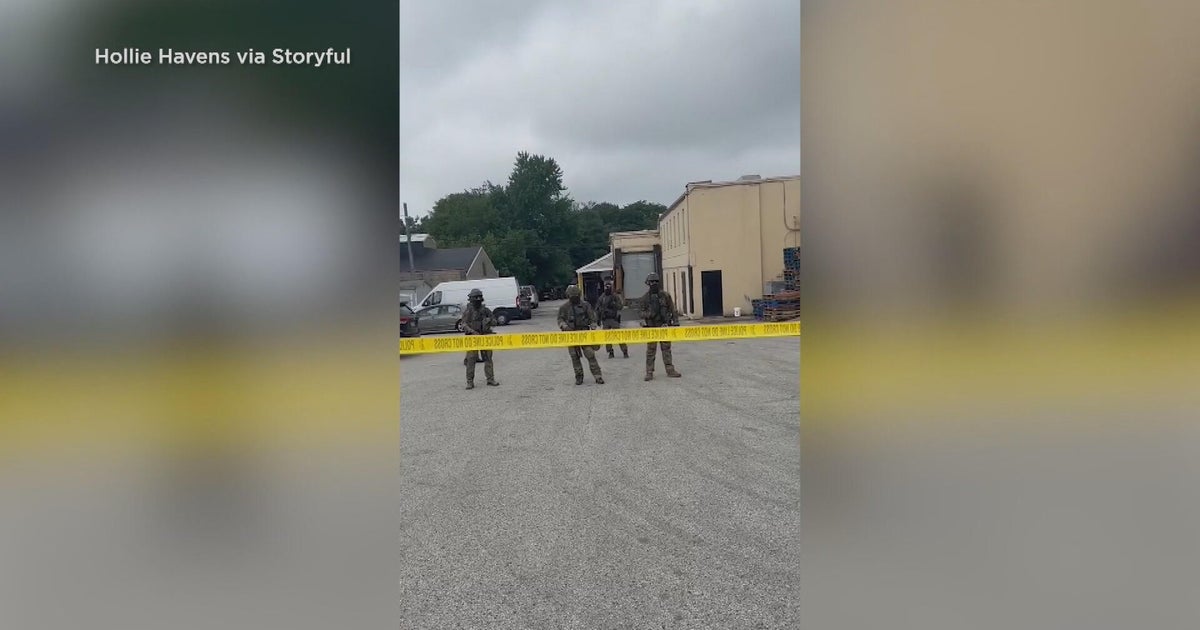 14 undocumented immigrants arrested in ICE raid at Norristown supermarket 