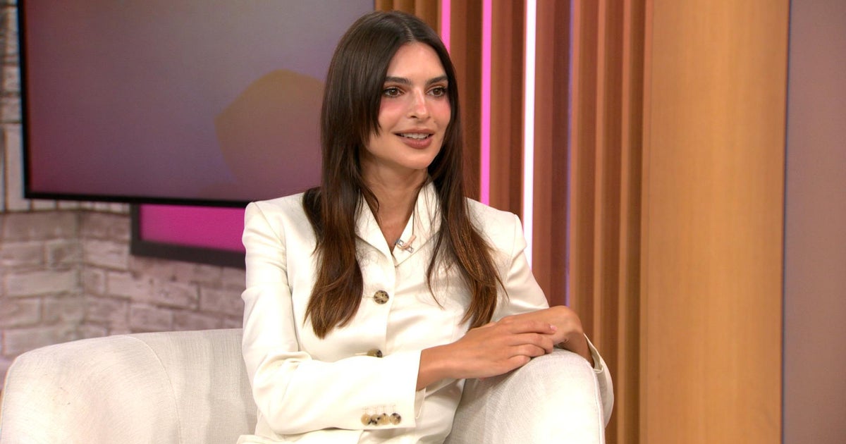 Emily Ratajkowski returns to acting after career reset 