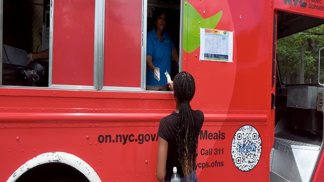 bx-no-kid-hungry-food-assistance-pkg-el-00-00-15-18-still001.jpg 