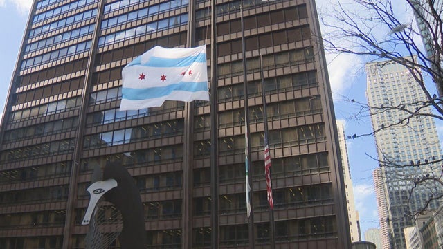 071725-chicago-flag-daley-img.jpg 