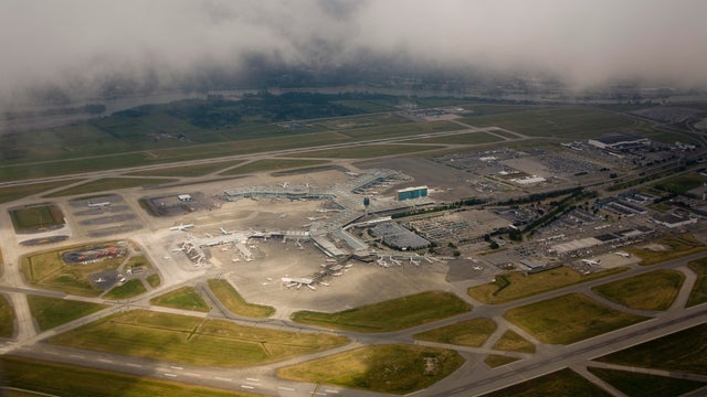 Touring Vancouver's Downtown By Air 