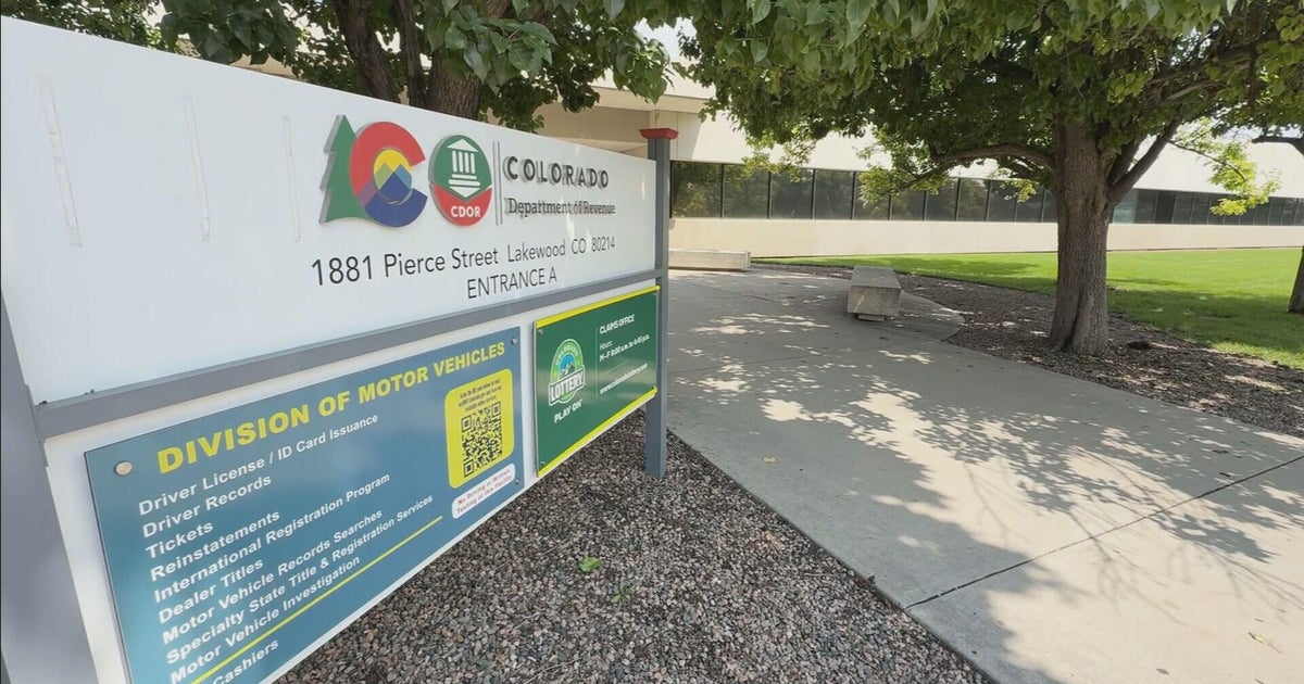 New text scam in Colorado pretends to be DMV employee, alleges unpaid tickets