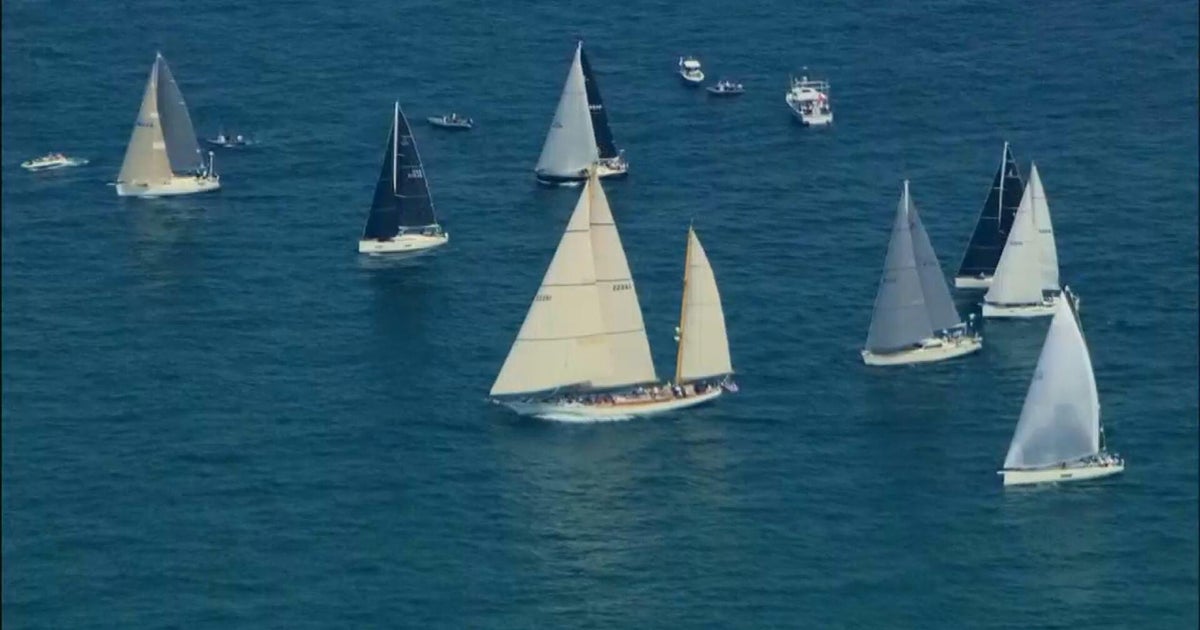 Race to Mackinac sets sail from Navy Pier 
