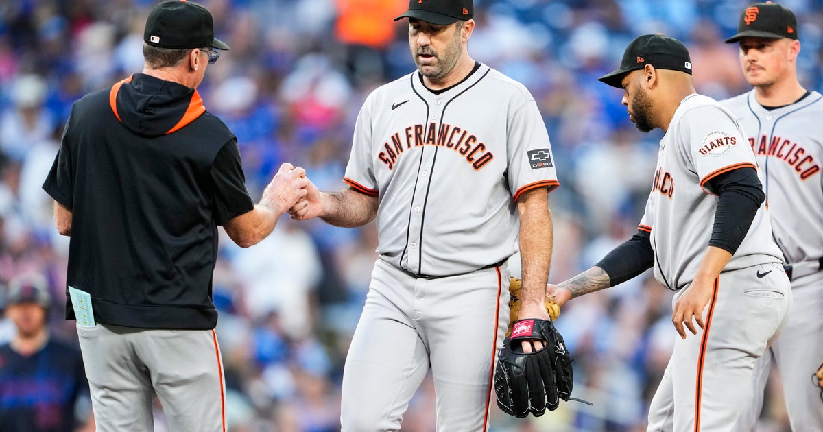 Blue Jays use 4-run second inning to beat Justin Verlander, Giants 