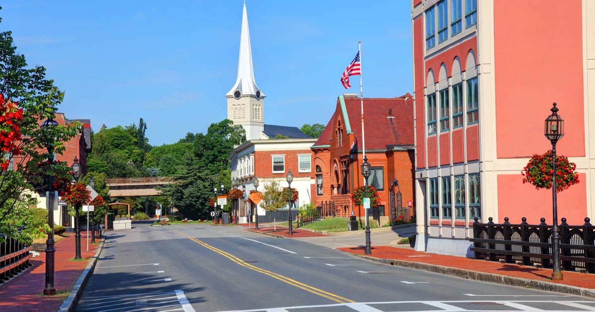 5 of America's wealthiest suburbs are outside Boston, study finds 