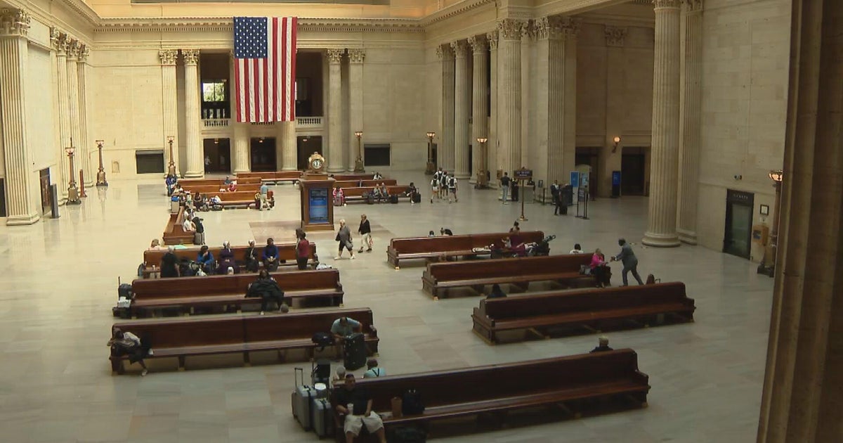 Amtrak celebrates 100th anniversary of Chicago Union Station 