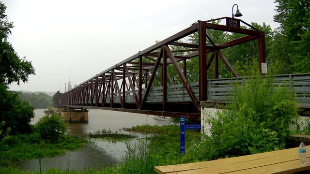 raw-072325-rock-island-bridge-broll-james-black.jpg 