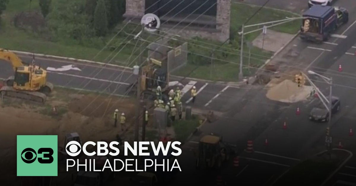 Gas line ruptures in Washington Township, New Jersey - CBS Philadelphia