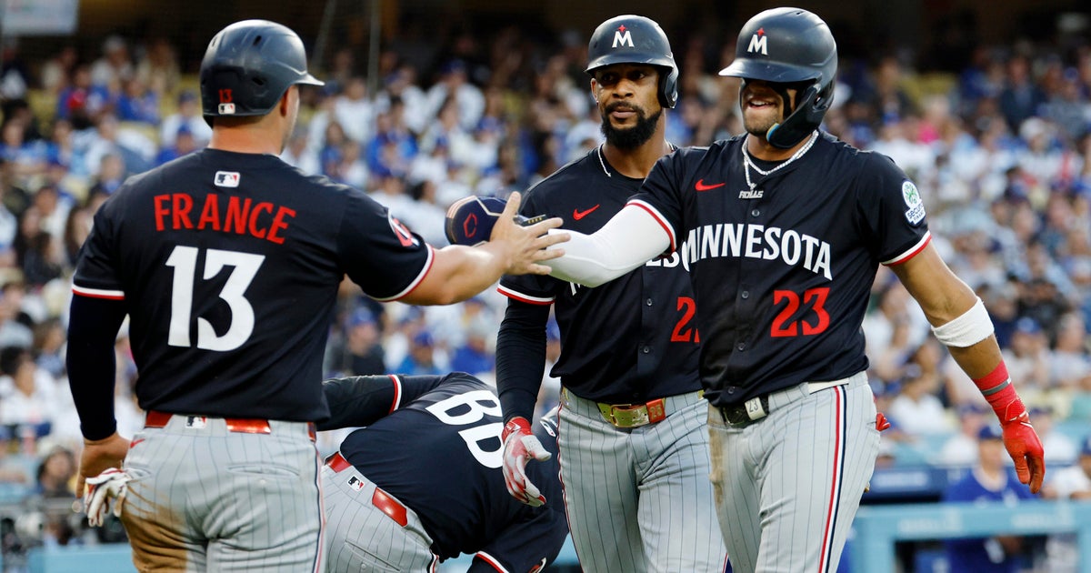 Royce Lewis, Christian Vazquez each drive in 3 runs as Twins beat Dodgers 10-7 