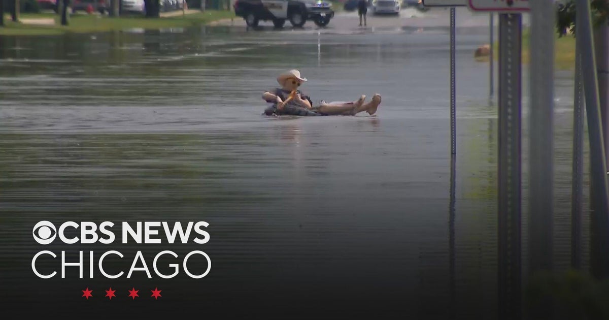 Heavy rain floods southwest suburbs - CBS Chicago