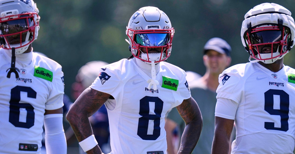 How has Patriots receiver battle gone in early days of camp? 