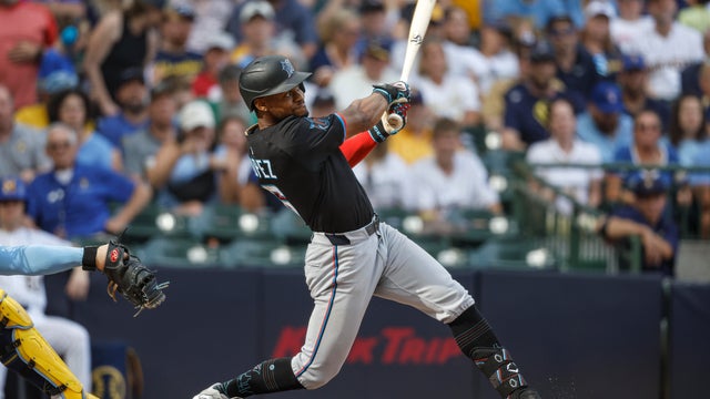 Marlins Brewers Baseball 