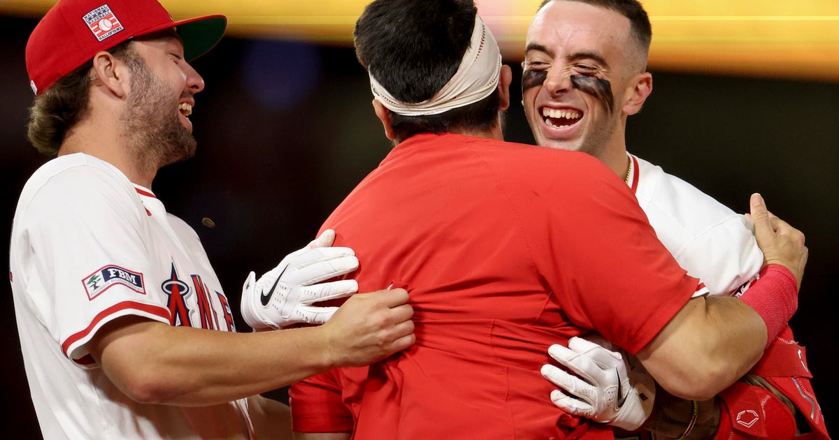 Zach Neto delivers walk-off hit in Angels' 3-2 victory over Mariners 