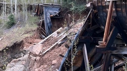 flume-collapse-3-cropped-san-juan-natl-forest-on-fb.png 