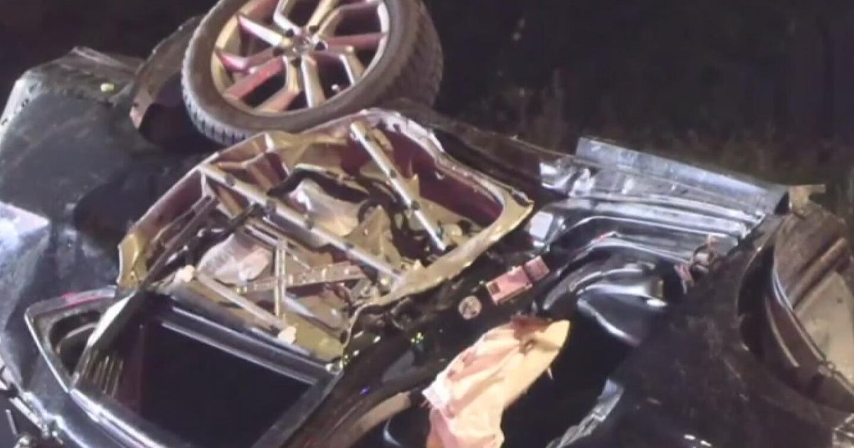 2 teens killed, 1 injured in crash in McHenry, Illinois 