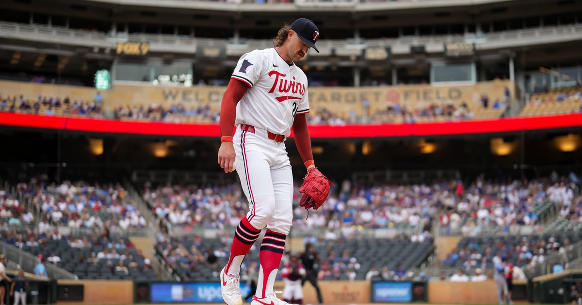 Tigers get Chris Paddack, Randy Dobnak in trade with Twins 