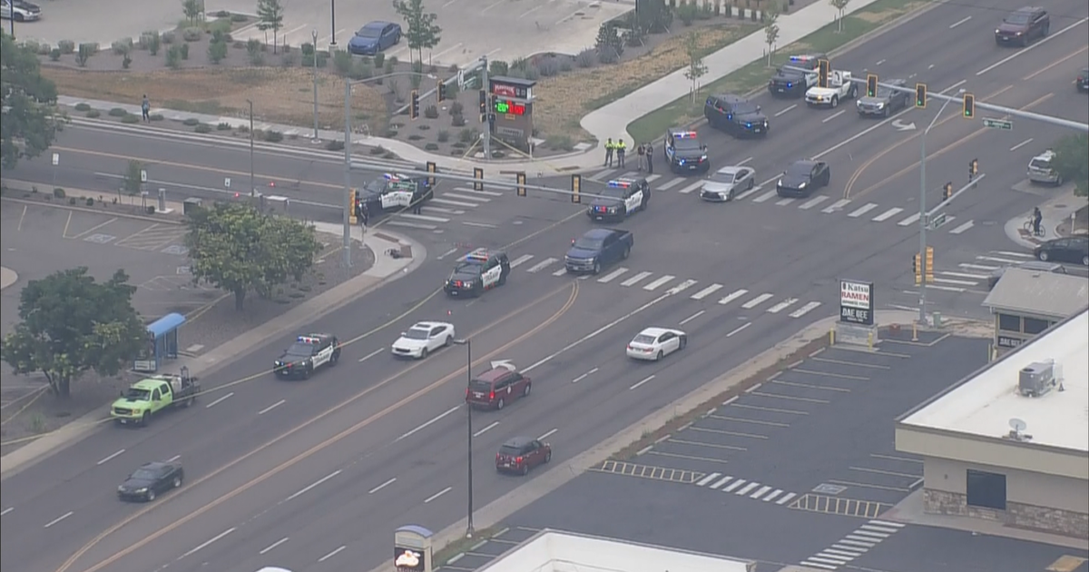 Woman with walker struck and killed in Aurora while crossing road 