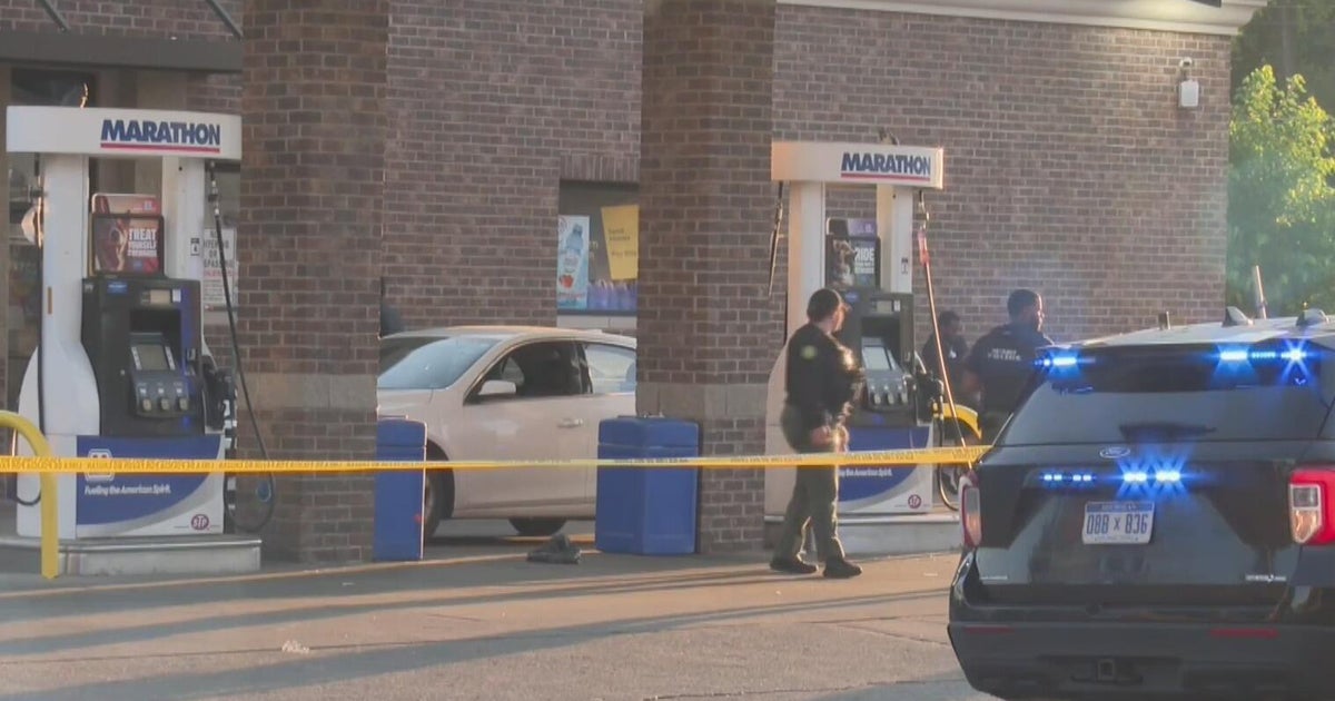 2 killed, 2 others hurt in gas station shooting - CBS Detroit