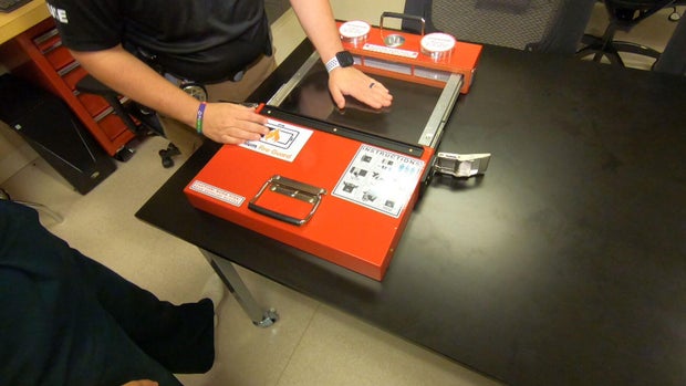 battery-safety-box-10pkg-transfer-frame-2995.jpg 