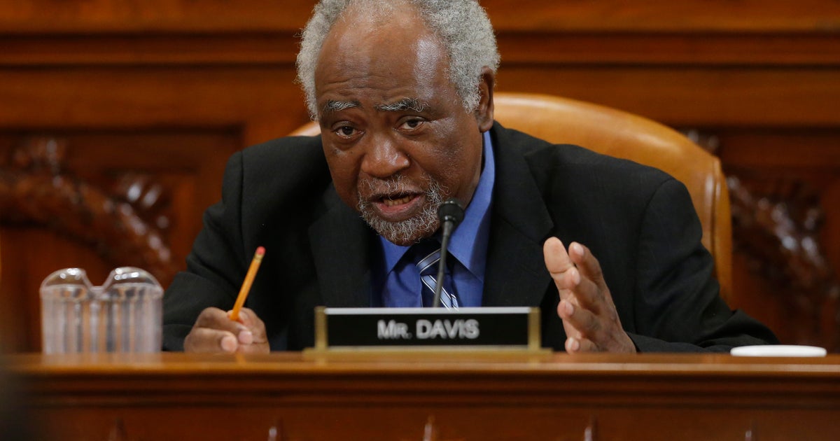Rep. Danny Davis to announce he won't run for re-election, sources say 